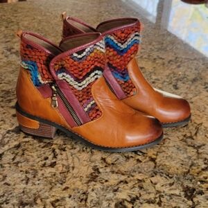Corkys Elite Bohemian Ankle boot Size 8.5/9